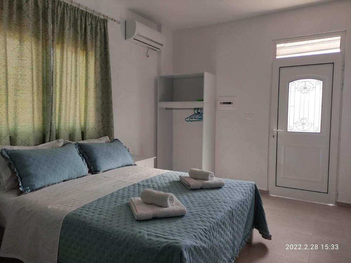 Ionia Apartments Sarandë Exteriör bild