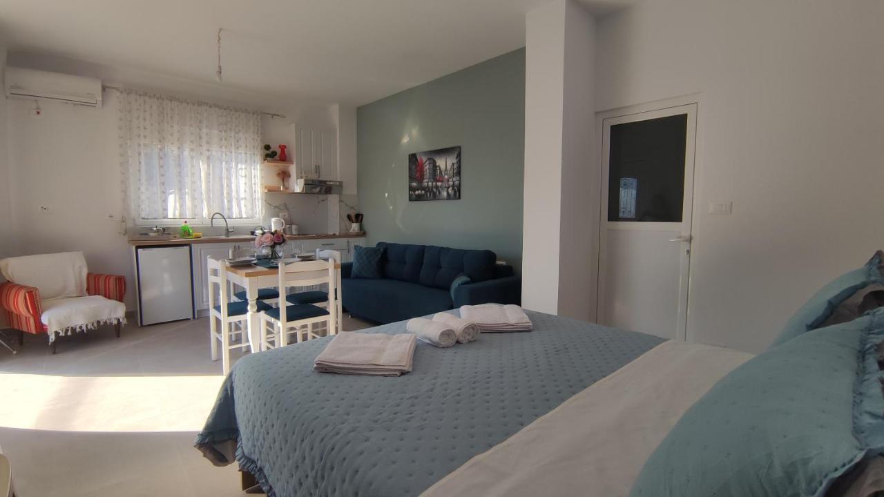 Ionia Apartments Sarandë Exteriör bild