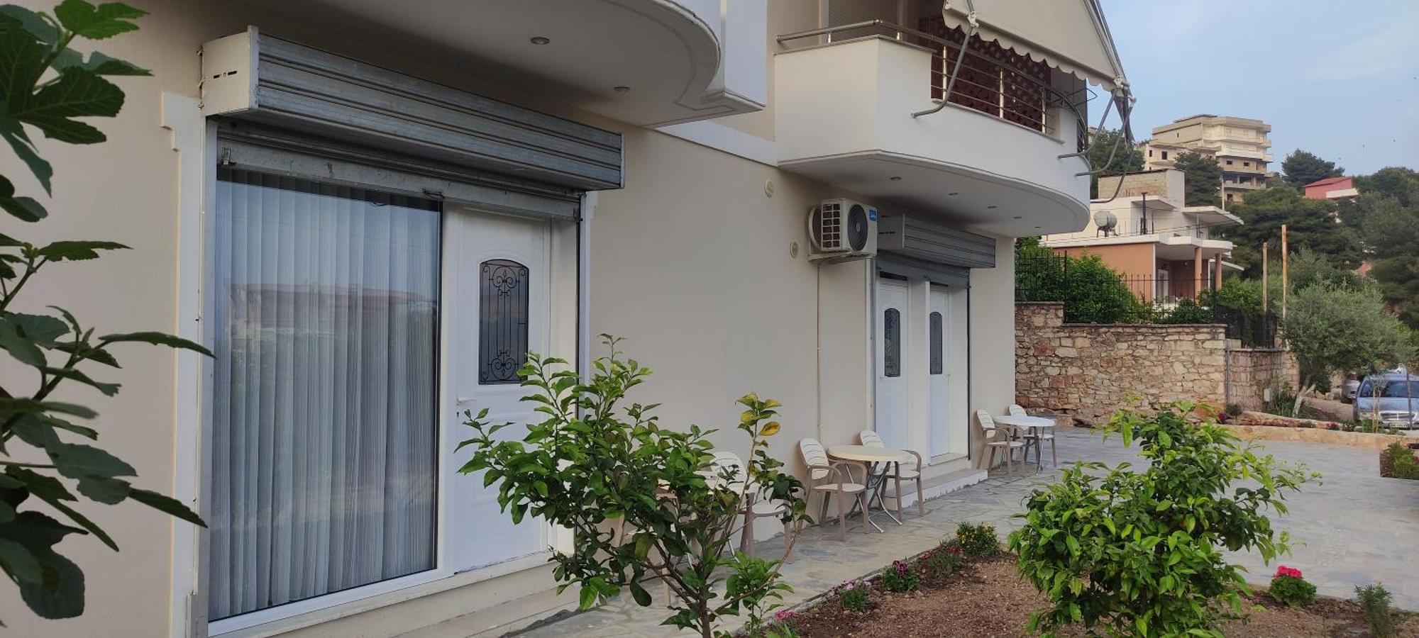 Ionia Apartments Sarandë Exteriör bild